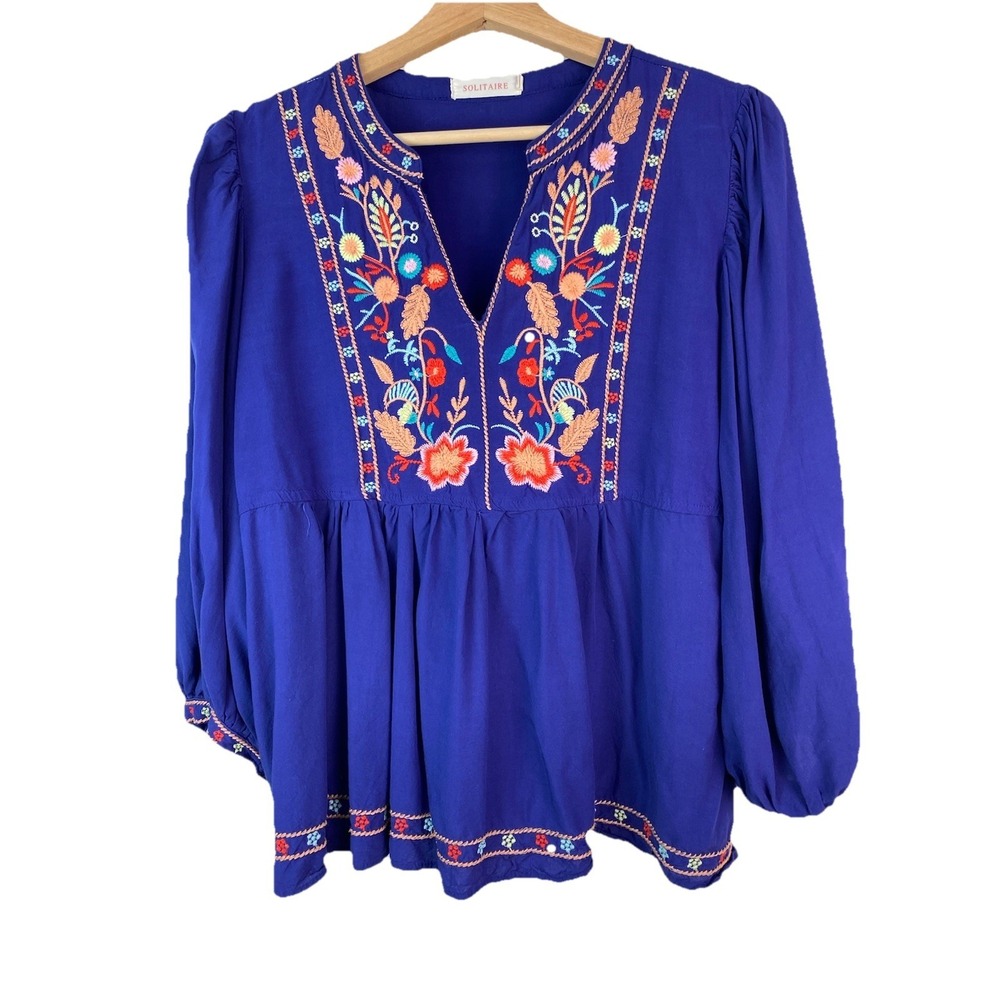 Solitaire Women's M Royal Blue Colorful Floral Embroidered Peasant Top
